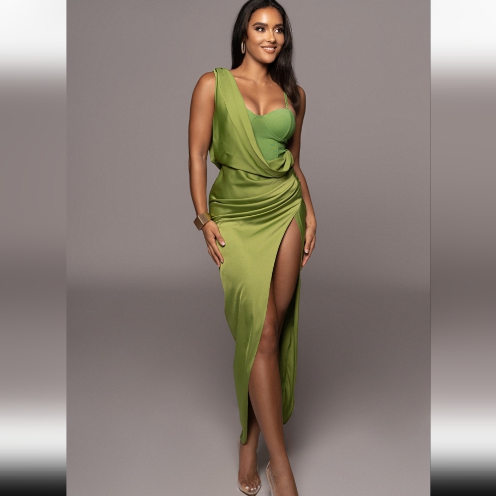 JLUXLABEL Green Kristina dress. NWT